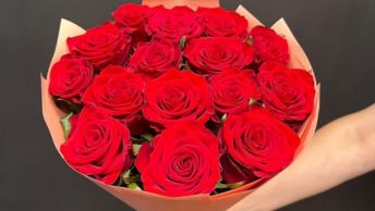Encanto De Rosas Rojas